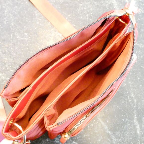 Mersi Purse Erin Rust Orange Red Gold Nylon Zip Compartments Seatbelt Strap NEW - Picture 6 of 13